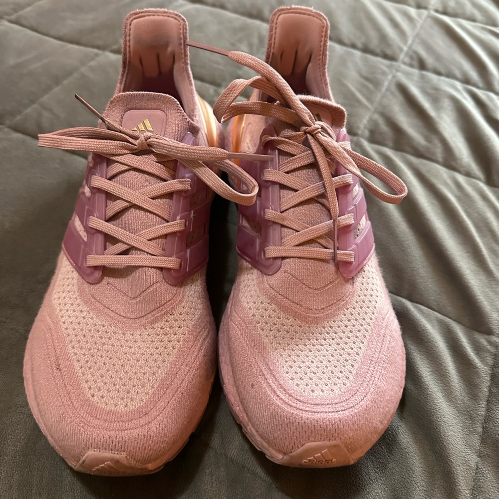 Adidas Ultraboost 21 with Breathable Mesh (shift pink)